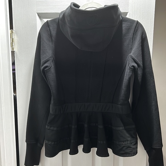 RARE Lululemon Peplum Scuba Hoodie Special Edition Size 6 Black - Picture 4 of 16